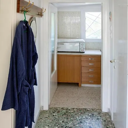 Anni's Cozy 50m From The * Agia Triada (Thessaloniki)