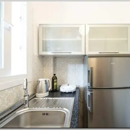 Anni's Cozy 50m From The * Agia Triada (Thessaloniki)