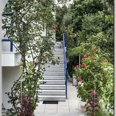 Anni's Cozy 50m From The Apartamento